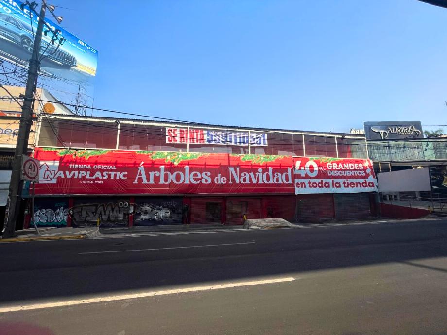 Local de 202 m² en renta sobre Periférico, fotografía 2
