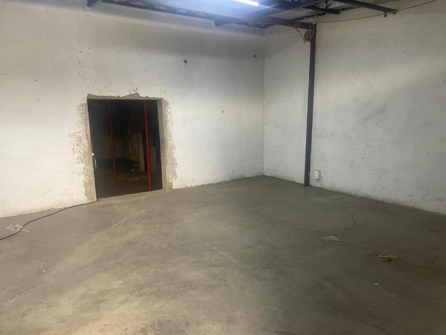 Local de 180 m² en renta sobre Periférico, fotografía 4